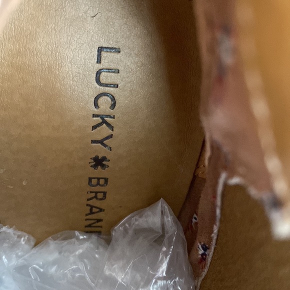 LUCKY BRAND Yamka Tan Suede Wedge Chelsea Stacked Heel Bootie Shoes Size 8 - Picture 10 of 13